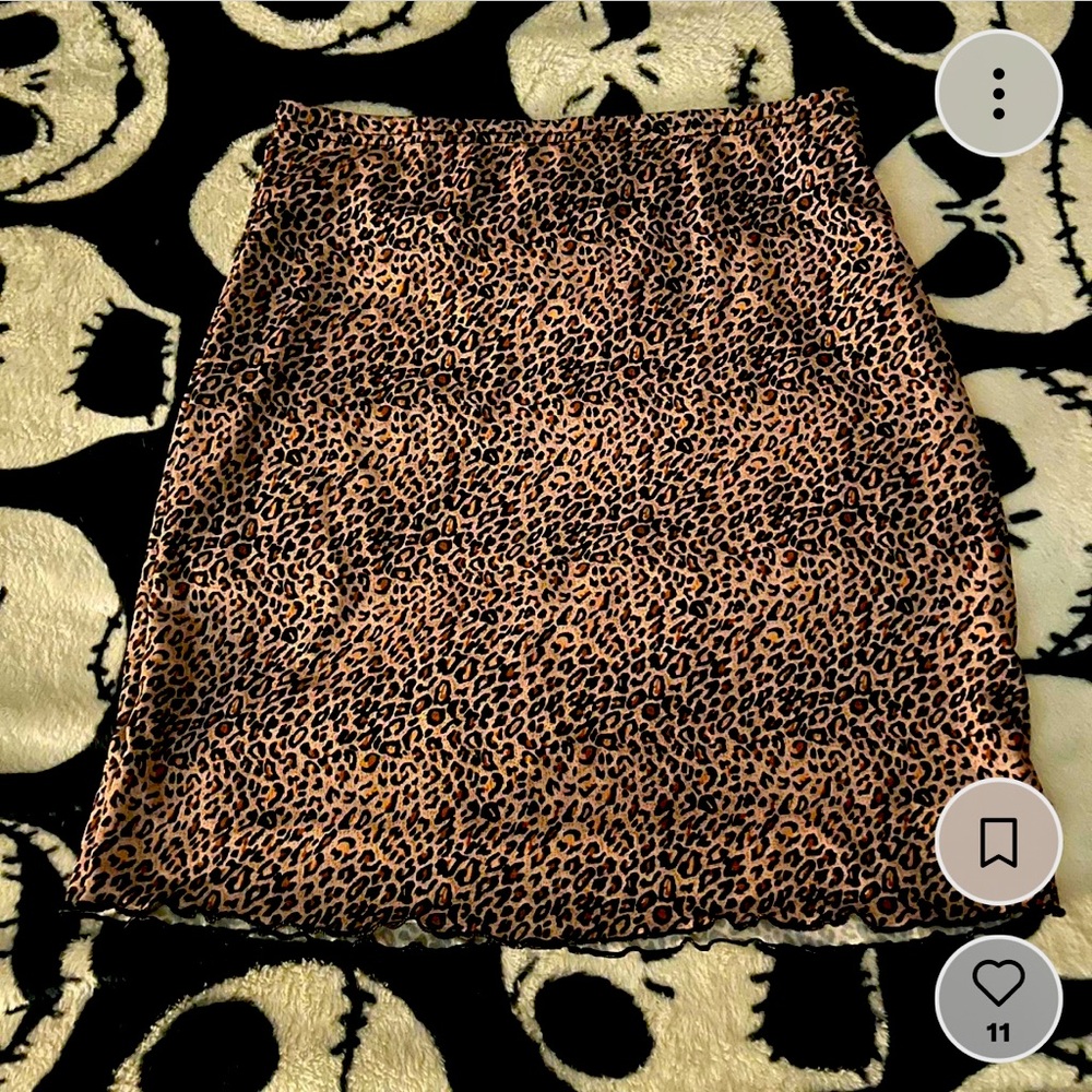 Leopard mini skirt